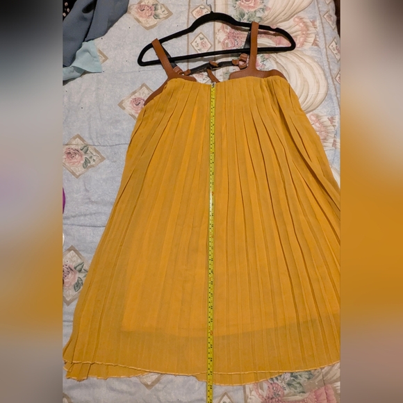 Yellow Harness Dress - Picture 8 of 8